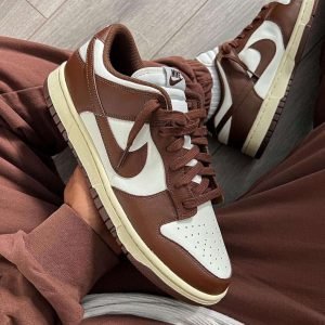 Nike shoes | 300 AED
