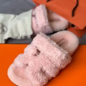 HERMES Teddy Bear Furry Sandals