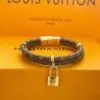 LOUSE VUITTON