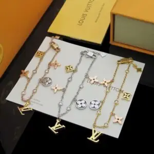 LOUSE VUITTON
