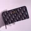 30 Montaigne Wallet - Dubai Fashion LUX