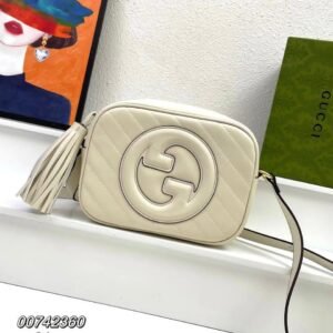 Gucci Blondie Shoulder Bag