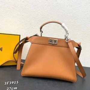 Peekaboo Iseeu Small - Dubai Fashion LUX