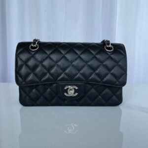 CHANEL Classic Flap Bag